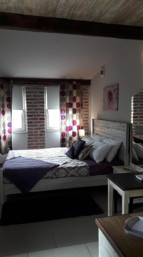 Bastya Apartman Eger Exterior foto